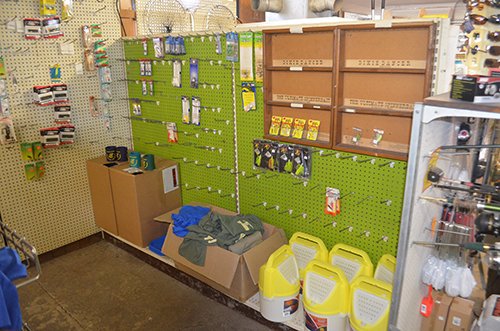 Property photo 35 - PERSONAL PROPERTY AUCTION, Smokeys Landing Inventory & Personal Property